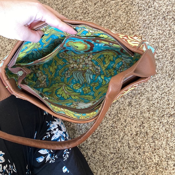 Amy Butler Muriel tote in Buttercup pattern - Picture 7 of 10
